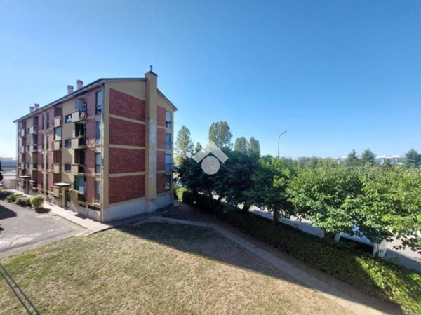 box auto in vendita a Vittuone