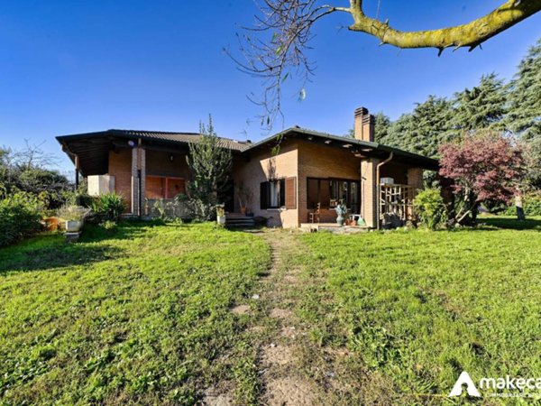 casa indipendente in vendita a Vizzolo Predabissi