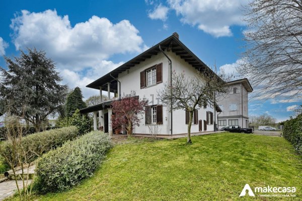 casa indipendente in vendita a Vizzolo Predabissi