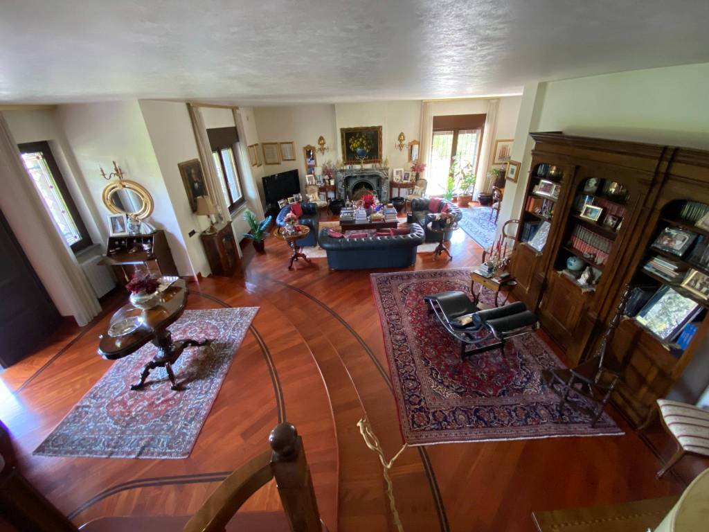 casa indipendente in vendita a Vizzolo Predabissi