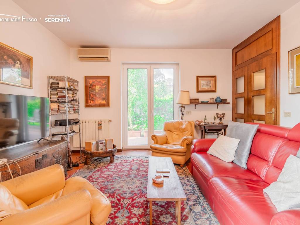 casa indipendente in vendita a Vizzolo Predabissi