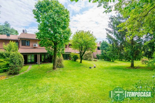casa indipendente in vendita a Vizzolo Predabissi