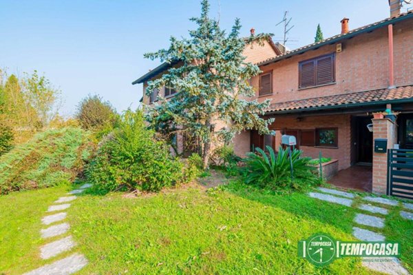 casa indipendente in vendita a Vizzolo Predabissi