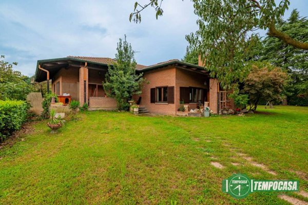 casa indipendente in vendita a Vizzolo Predabissi