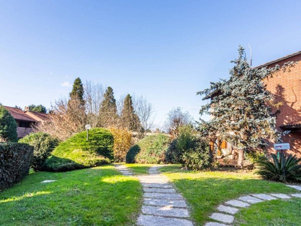 casa indipendente in vendita a Vizzolo Predabissi