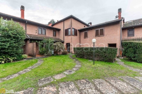 casa indipendente in vendita a Vizzolo Predabissi