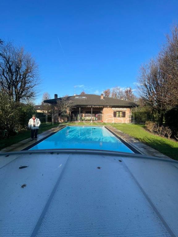 appartamento in vendita a Vizzolo Predabissi