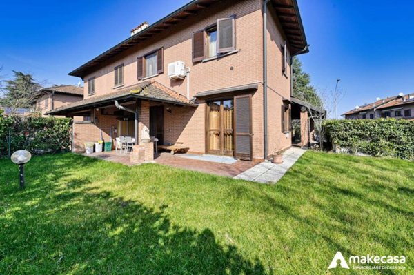 casa indipendente in vendita a Vizzolo Predabissi