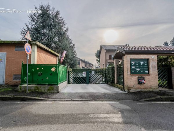 casa indipendente in vendita a Vizzolo Predabissi