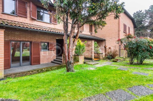 casa indipendente in vendita a Vizzolo Predabissi