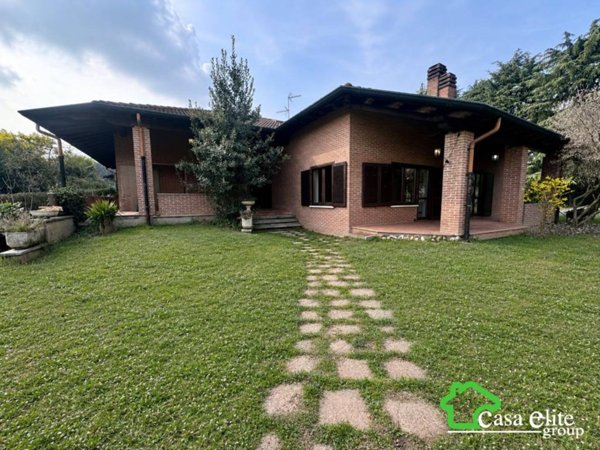 casa indipendente in vendita a Vizzolo Predabissi