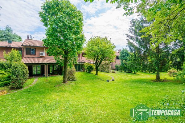 casa indipendente in vendita a Vizzolo Predabissi