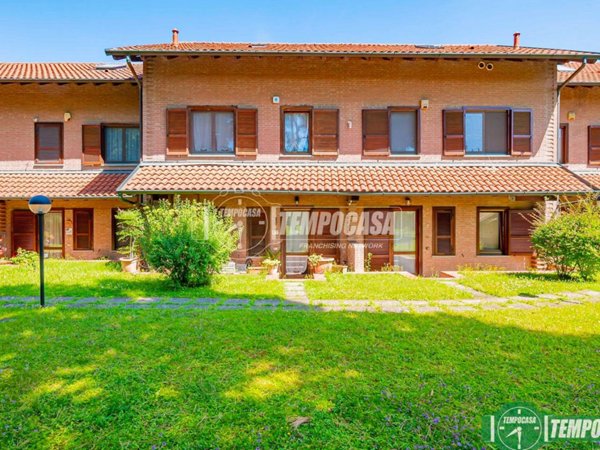 casa indipendente in vendita a Vizzolo Predabissi