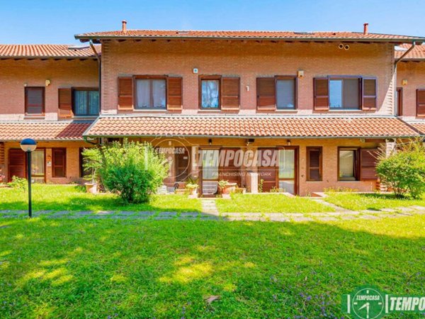 casa indipendente in vendita a Vizzolo Predabissi