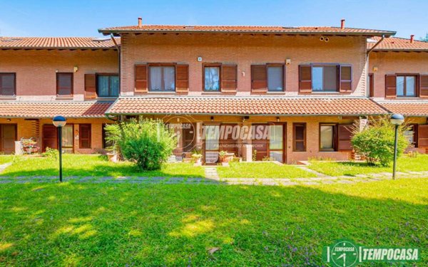 casa indipendente in vendita a Vizzolo Predabissi