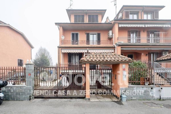 casa indipendente in vendita a Zibido San Giacomo in zona Badile