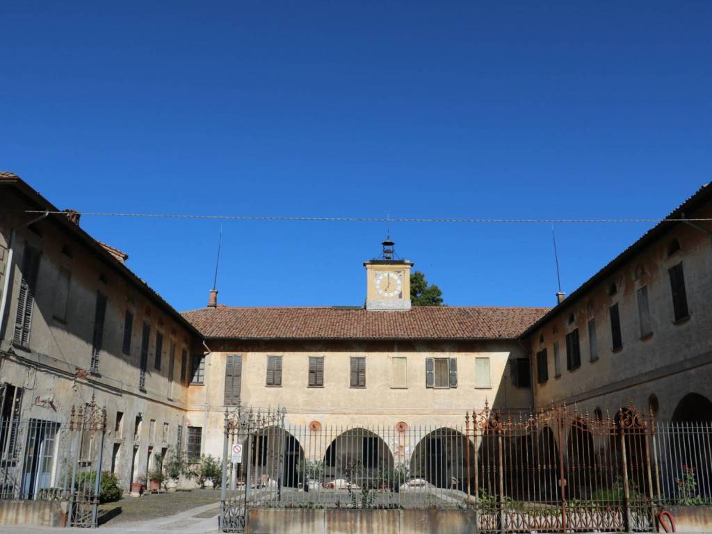 casa indipendente in vendita a Zibido San Giacomo in zona Moirago