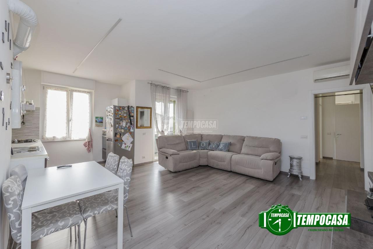 appartamento in vendita a Zibido San Giacomo