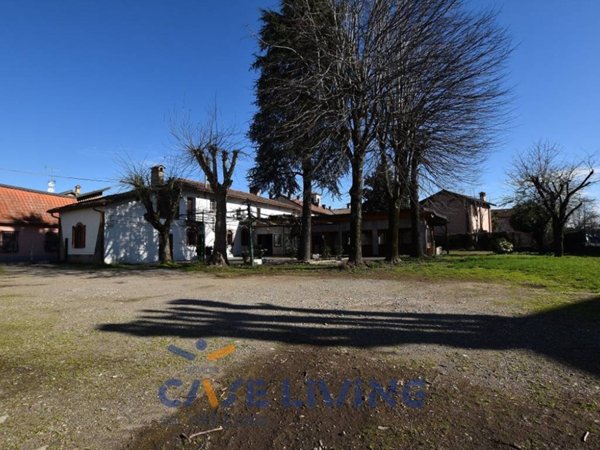 casa indipendente in vendita a Zibido San Giacomo