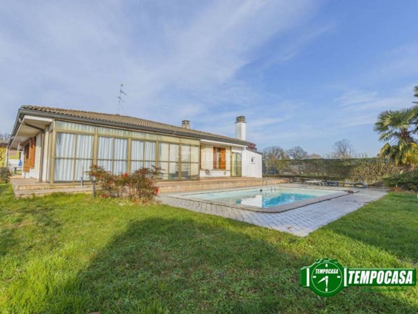 casa indipendente in vendita a Zibido San Giacomo