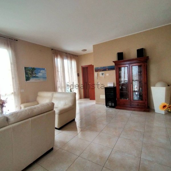 casa indipendente in vendita a Zibido San Giacomo