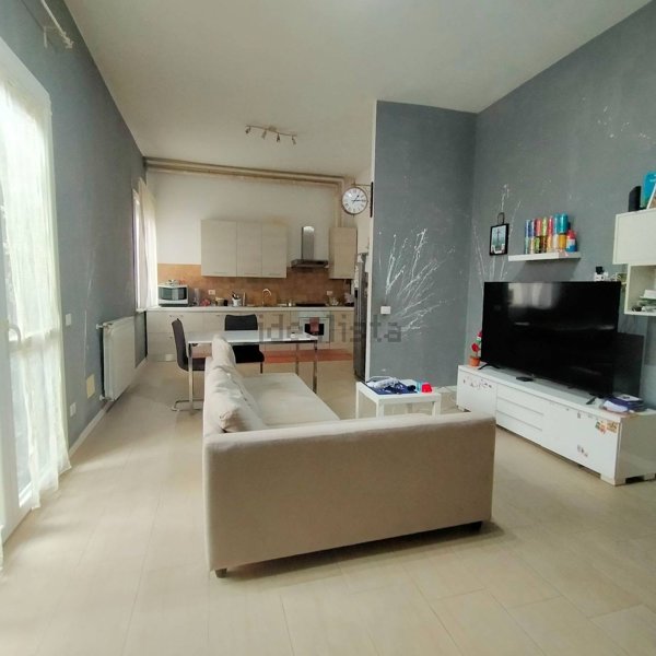 casa indipendente in vendita a Zibido San Giacomo