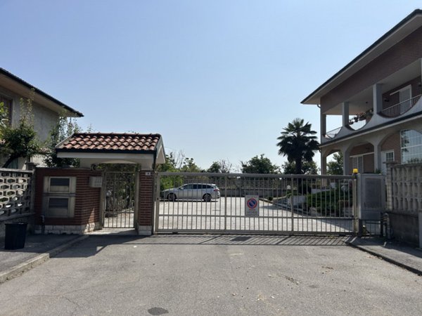 appartamento in vendita a Zibido San Giacomo in zona Badile