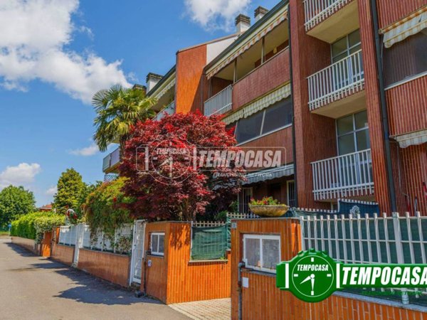 appartamento in vendita a Zibido San Giacomo in zona Moirago