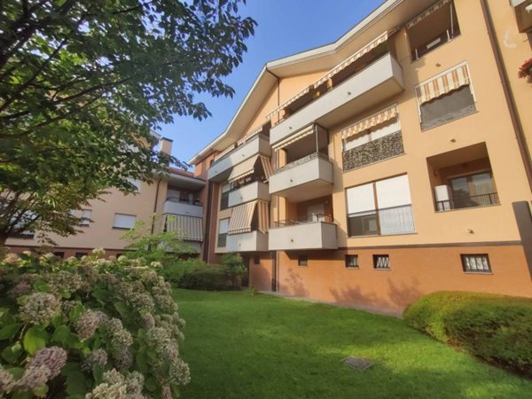 appartamento in vendita a Zibido San Giacomo in zona Badile