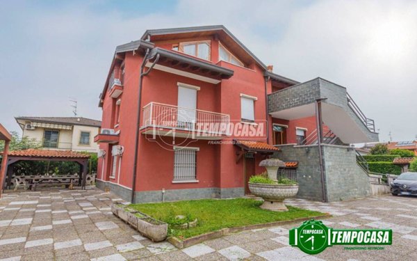 appartamento in vendita a Zibido San Giacomo in zona Badile