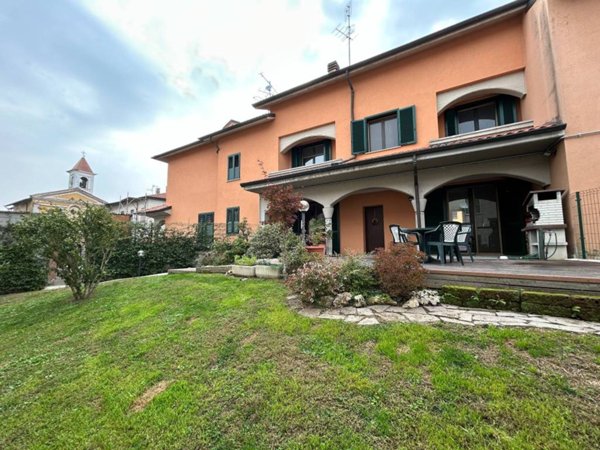 casa indipendente in vendita a Zibido San Giacomo