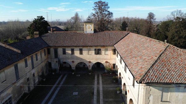 casa indipendente in vendita a Zibido San Giacomo in zona Moirago