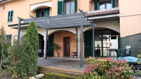 casa indipendente in vendita a Zibido San Giacomo