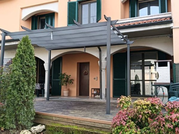 casa indipendente in vendita a Zibido San Giacomo