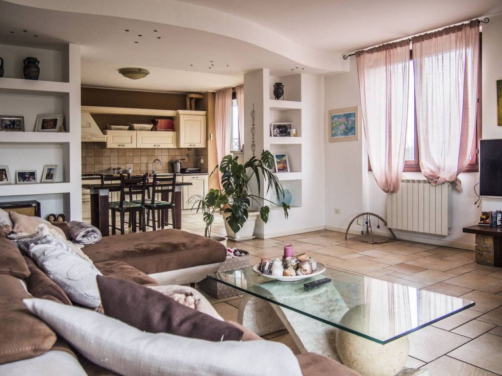 appartamento in vendita a Zibido San Giacomo