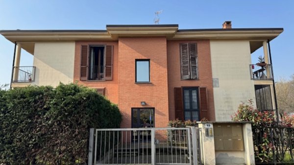 appartamento in vendita a Zibido San Giacomo in zona Moirago