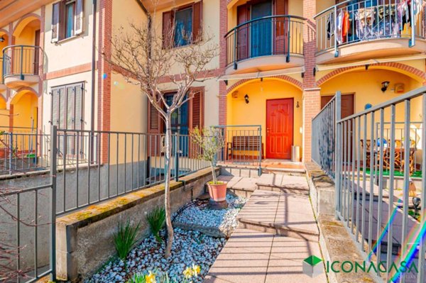 casa indipendente in vendita a Zibido San Giacomo