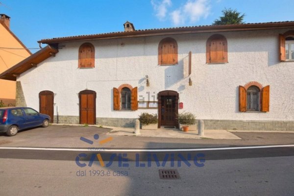 pentavano in vendita a Zibido San Giacomo in zona San Pietro Cusico