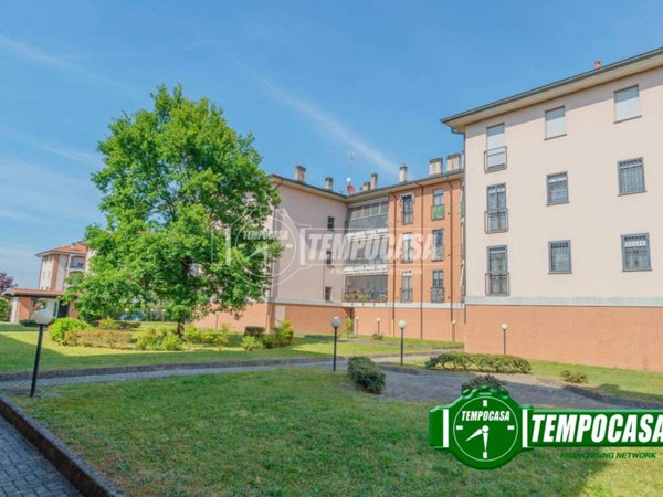 appartamento in vendita a Zibido San Giacomo in zona Badile