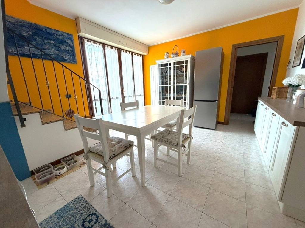 appartamento in vendita a Zibido San Giacomo