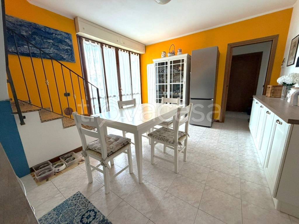 appartamento in vendita a Zibido San Giacomo