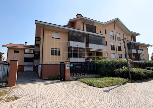 appartamento in vendita a Zibido San Giacomo in zona Badile