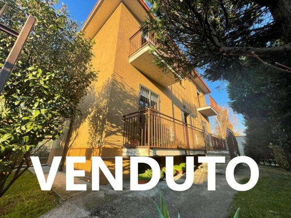 casa indipendente in vendita a Villa Cortese