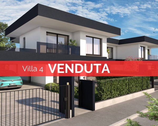 casa indipendente in vendita a Villa Cortese