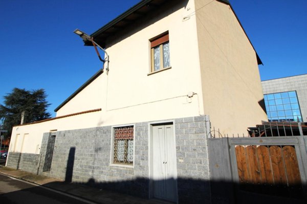 casa indipendente in vendita a Villa Cortese