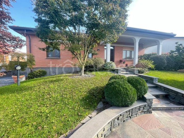 casa indipendente in vendita a Villa Cortese