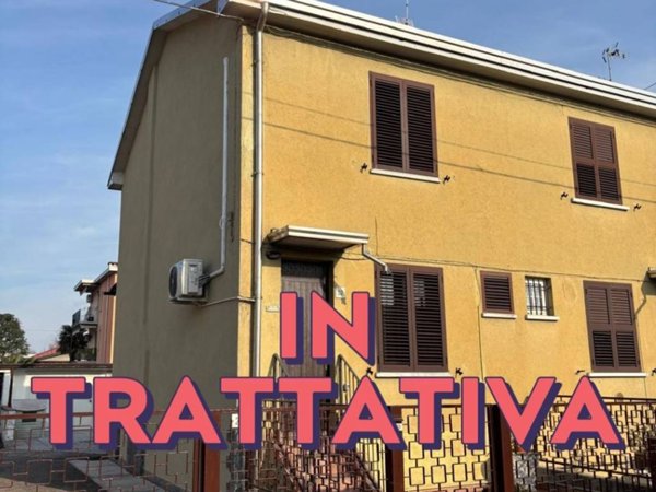 casa indipendente in vendita a Villa Cortese