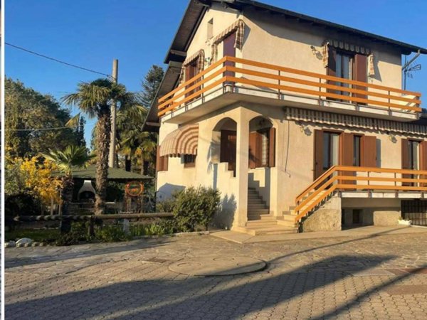 casa indipendente in vendita a Villa Cortese