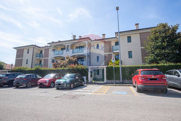 casa indipendente in vendita a Villa Cortese