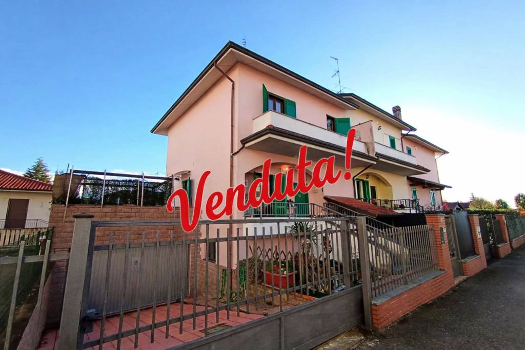 casa indipendente in vendita a Villa Cortese